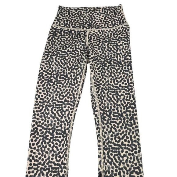 LULULEMON High Times Pant Wrap Mesh Size 4 Ace Spot Grain Black - Picture 3 of 7